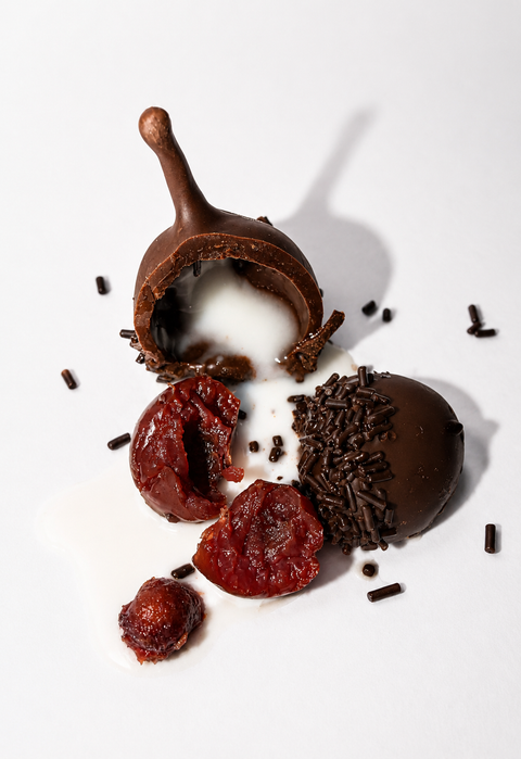 Beech's 200g Dark Chocolate Cerisettes (200g)